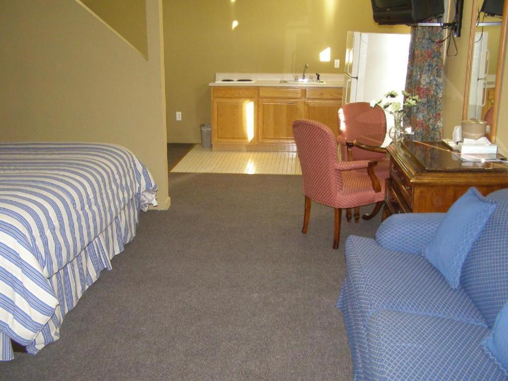 First Western Inn Caseyville Esterno foto