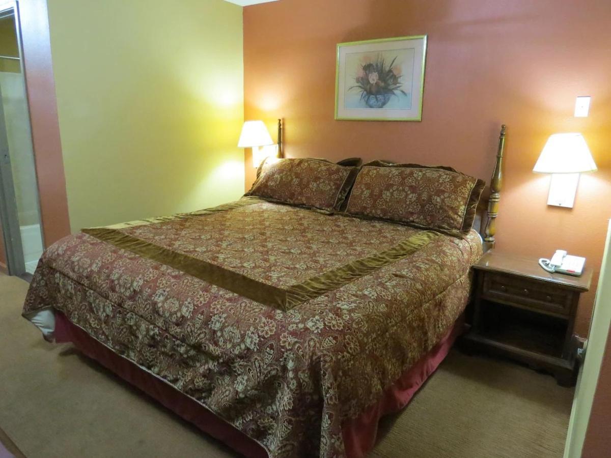 First Western Inn Caseyville Esterno foto